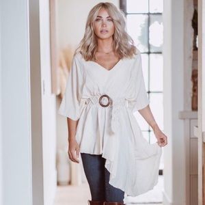 Cara Loren Britta Top